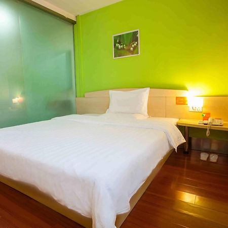 7Days Inn Wuhan Zhuankou Development Zone Jianghan University Chambre photo