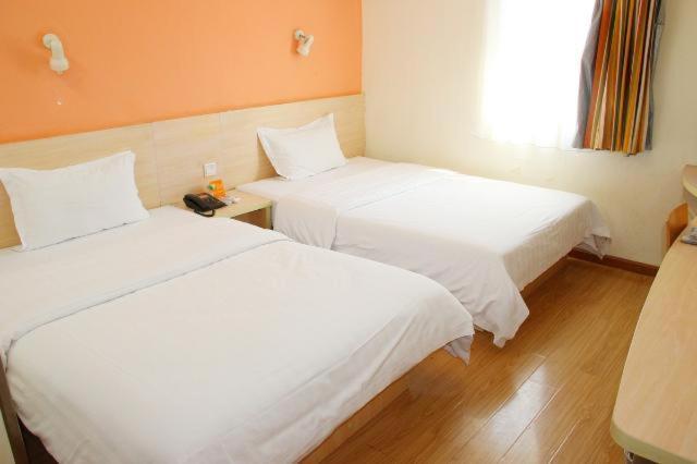 7Days Inn Wuhan Zhuankou Development Zone Jianghan University Extérieur photo